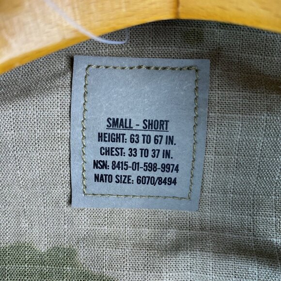 USA Army Camouflage Combat Coat Army Issue Size Small Short Insect Shield NWT - Picture 3 of 10
